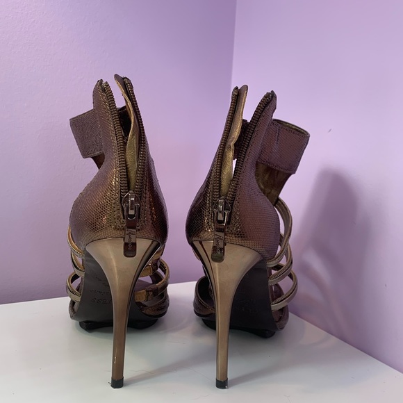 New Guess by Marciano Gold Heels - Picture 2 of 5